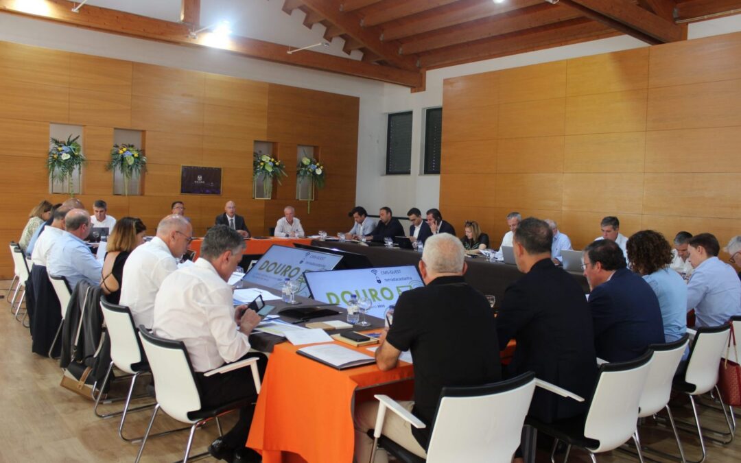CIMDOURO REUNIU HOJE EM SERNANCELHE. FUNDOS COMUNITÁRIOS: A GRANDE PREOCUPAÇÃO PARA O FUTURO DO DOURO